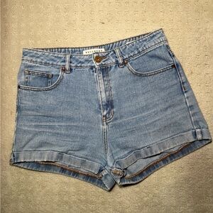Bullhead Women's Classic Blue Jean Shorts